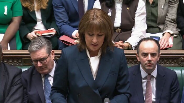 Őszi költségvetés 2025 - itt van hivatalosan miket tervez a brit kormány, és milyen hatással lesz a Nagy-Britanniában élőkre Őszi költségvetés 2025 - itt van hivatalosan miket tervez a brit kormány, és milyen hatással lesz a Nagy-Britanniában élőkre