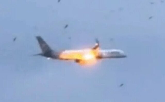 Kigyulladt hajóművel kellett kényszerleszállást végrehajtania az egyik Boeing utasszállító repülőgépnek