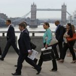 Így alakul az átlagfizetés, a reálbérek és a munkanélküliség Angliában – friss adatok