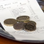 Változik a borravalóval kapcsolatos jogszabály Angliában