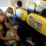 Újítás jön a Ryanairnél a vakcinaútlevelek miatt