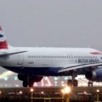 Kényszerleszállást hajtott végre egy járat a londoni reptéren, ami sok késést és fejfájást okozott