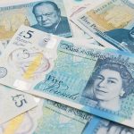 £80,000-ért kelt el az egyik új £5-os, és nálad is lehet ilyen