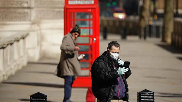 Azon területek listája Nagy-Britanniában, ahol már kijárási korlátozás van, és ahol hamarosan várható