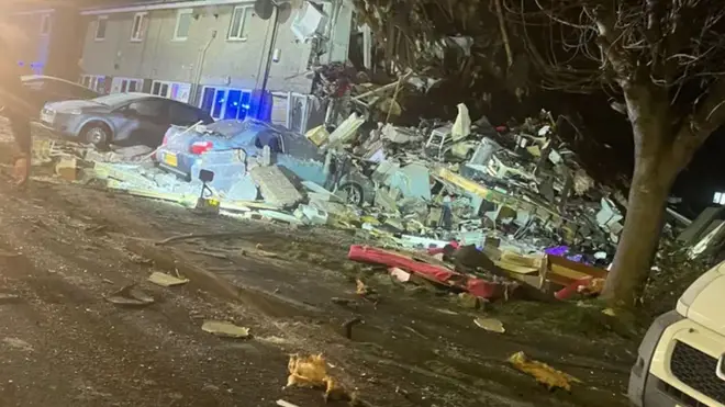 Darabokra robbant egy ház Nagy-Britanniában, Edinburghban – 1 halott, többen kórházban 4