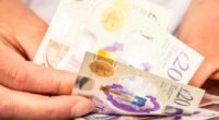 Riasztó jelentés: már 7,4 millió brit háztartásnak gondot okoz az élelmiszer és a rezsi kifizetése Riasztó jelentés: már 7,4 millió brit háztartásnak gondot okoz az élelmiszer és a rezsi kifizetése