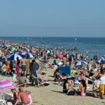 Az eső után jön a nyár – mini hőhullám és akár 27 °C várható a hét végén Nagy-Britannia 13 régiójában