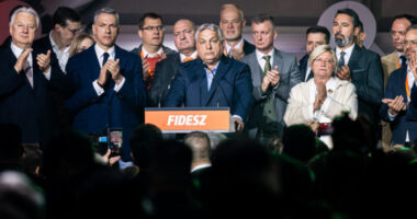 Történelmi fordulat, eldőlt: kétharmad közelében a Tisza – megszólalt Magyar Péter, Orbán Viktor elismerte a vereséget