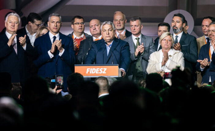 Történelmi fordulat, eldőlt: kétharmad közelében a Tisza – megszólalt Magyar Péter, Orbán Viktor elismerte a vereséget