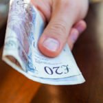 Hat nagy, a pénzügyeinket érintő változás Nagy-Britanniában októbertől