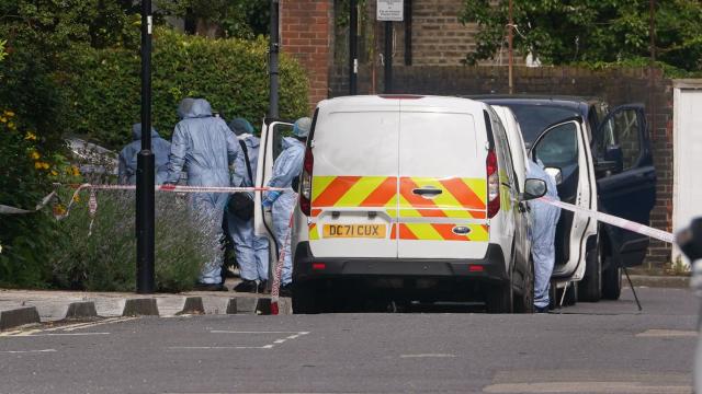 Egészen döbbenetes események - elfogták a tettest, miután emberi maradványokat találtak bőröndökben Bristolban, és Londonban 6