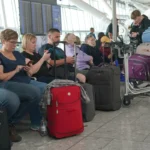 Már járatok százait törölték és rengeteg gép késik: súlyos technikai hiba okozott káoszt Heathrow-n és több repülőtéren