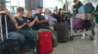 Már járatok százait törölték és rengeteg gép késik: súlyos technikai hiba okozott káoszt Heathrow-n és több repülőtéren Már járatok százait törölték és rengeteg gép késik: súlyos technikai hiba okozott káoszt Heathrow-n és több repülőtéren