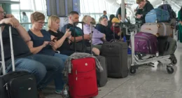 Már járatok százait törölték és rengeteg gép késik: súlyos technikai hiba okozott káoszt Heathrow-n és több repülőtéren