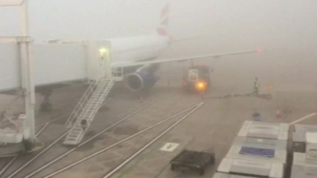 _86443282_planefog