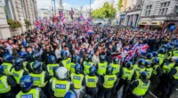 4000 plusz rendőrt vezényeltek ki London belvárosába: hatalmas tüntetés, többeket már letartóztattak és még el sem kezdődött