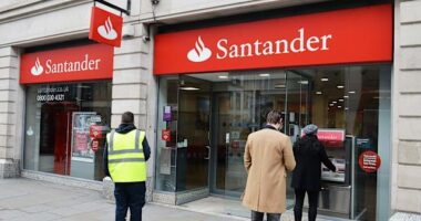 95 Santander bankfiók zár be szerte Nagy-Britanniában, ami rengeteg embert érint - itt van, hol és mikor