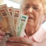 Újabb hatalmas emelés jön: több, mint 700 fonttal fog nőni az állami nyugdíj Nagy-Britanniában