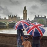 Miért és mennyien költöznek el Nagy-Britanniából: egy friss felmérés adatai