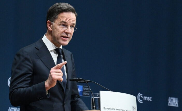 "Európa készülhet a háborúra" - súlyos figyelmeztetést adott ki a NATO főtitkára