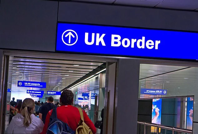 Szigorítanák a bevándorlási szabályokat: a segélyt igénylő migránsok nem kaphatnák meg a letelepedési engedélyt Nagy-Britanniában 1