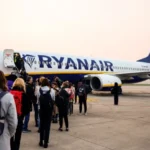 Fontos figyelmeztetés a Ryanairtől mindenkinek, aki repülővel utazik – akár 176%-kal is többet fizethetünk, ha erre nem figyelünk