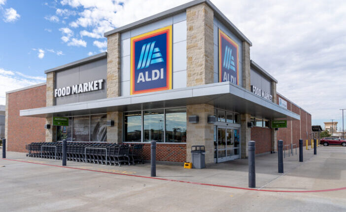 Az Aldi angliai magyar dolgozóját „mentális kínzásnak” tették ki, miután a szupermarket hamisan csalással vádolta