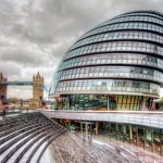 Melyik városban mennyi az átlagos fizetés Nagy-Britanniában 2016-ban