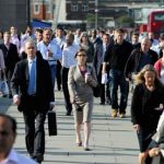 Emelkedtek a fizetések Nagy-Britanniában, ráadásul 10 éve nem látott ütemben