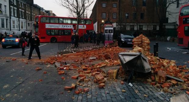 Clapham-bus-crash-1