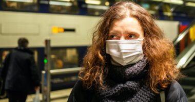 Egekben az elbocsátottak száma, újabb 370 000 ember lett munkanélküli Nagy-Britanniában