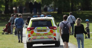 Koronavírus UK, friss hírek: kijárási korlátozás, iskolák, pubok, emelkedik a büntetés összege