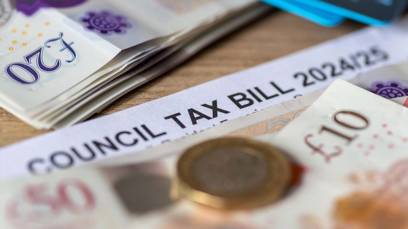 Hatalmasat drágulhat, 500 fonttal is emelkedhet a council tax Angliában a következő években Hatalmasat drágulhat, 500 fonttal is emelkedhet a council tax Angliában a következő években