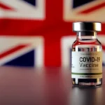 Megdöbbentő beismerés az egyik legnagyobb, brit Covid vakcinagyártótól – világszinten visszavonták a koronavirus elleni oltásukat