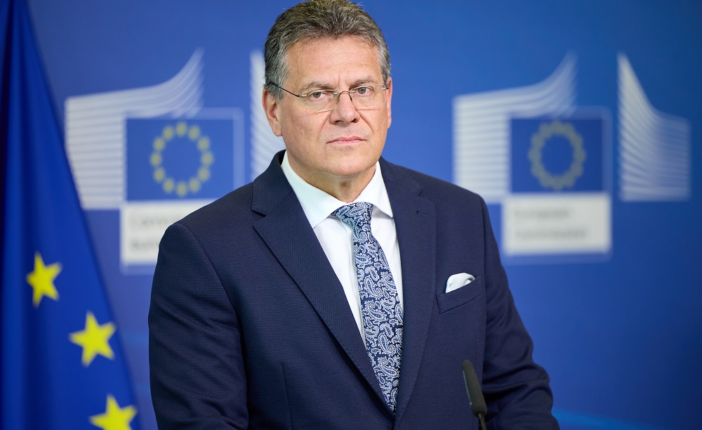 Brüsszel figyelmeztet: kudarcba fulladhat a brit–EU megállapodás – ez az angliai magyarokat is érintheti