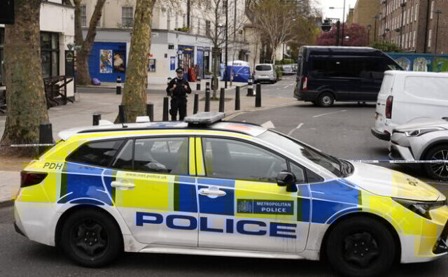 Egy férfit lelőttek London központjában, egy fiatal nővel pedig Leeds városában végeztek és az utcán találtak rá