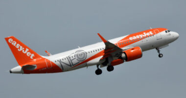 Hajszálon múlt a baleset: majdnem drónnal ütközött egy repülőjárat az egyik londoni repülőtér fölött