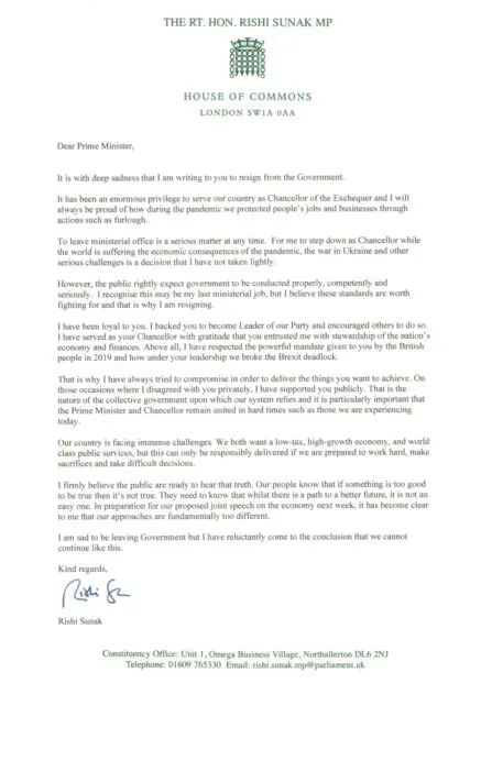Összeomlás szélén Boris Johnson kormánya: tegnap este szinte egyszerre mondott le Rishi Sunak pénzügyminiszter és Sajid Javid egészségügyi miniszter 4