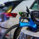 Új támogatás az elektromos autókra Nagy-Britanniában – akár 3750 fontot is kaphatunk