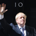 Az új brit kormány nem akarja garantálni, hogy megvédi az EU polgárok jogait a „no-deal Brexit” után