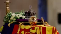 Milliós tömeg London utcáin, hogy végső búcsút vegyenek az uralkodótól: Kezdődik a királynő temetése 2