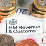 Millióknak marad több pénz a zsebükben mostantól minden hónap végén Nagy-Britanniában – itt van, kinek mennyivel