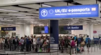 Nagy változtatást vezet be Nagy-Britannia: Az EU állampolgároknak „utazási engedélyt” kell beszerezniük, hogy beléphessenek a szigetország területére 2