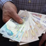 Figyelem! Mától esedékes az újabb 324 GBP támogatás a megemelkedett megélhetési költségekre Nagy-Britanniában háztartások millióinak