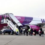 Terhes magyar anyukát akartak leszállítani a WizzAir Debrecen-London járatáról