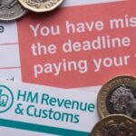 Újabb szigorítás: az HMRC elkezdheti közvetlenül levenni a pénzt a bankszámláinkról Nagy-Britanniában
