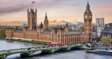 Sérülhetnek a Nagy-Britanniában dolgozó munkavállalók jogai az EU-s jogszabályok eltörlése miatt