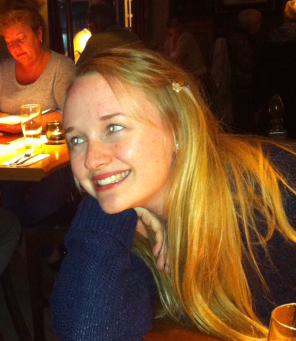 Újabb tragédia az NHS hibájából: hónapokon át félrediagnosztizáltak egy fiatal nőt, mire kiderült, hogy 4-es stádiumú rákban szenved Újabb tragédia az NHS hibájából: hónapokon át félrediagnosztizáltak egy fiatal nőt, mire kiderült, hogy 4-es stádiumú rákban szenved