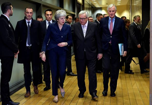 Végre az EU tagállamok vezetői is beleegyeztek a britek Brexit tervébe, de csak egy feltétellel 4