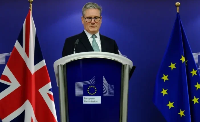 Starmer „Brexit-reset” törvényre készül: jelentős lépés jöhet az Egyesült Királyság és az Európai Unió kapcsolatában